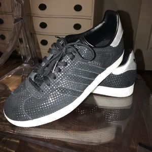 Adidas Gazelle Sneakers